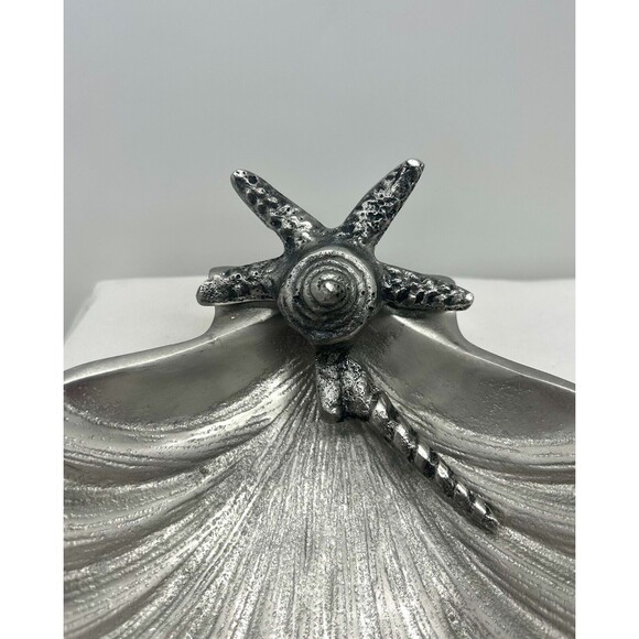 Scalloped Aluminum with Matte‎ Pewter Shell Ocean Beach Serving or Trinket Dish - Picture 4 of 6